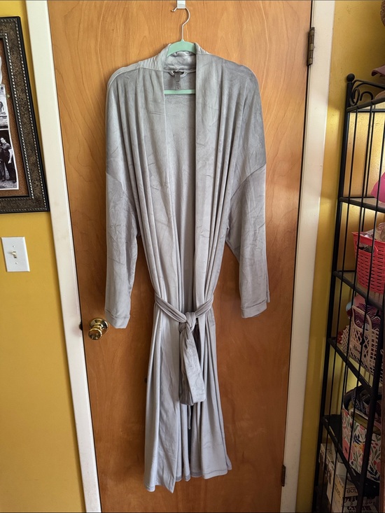 SKIMS Other - SKIMS Light Gray Long Wrap Robe with Self-Tie Belt